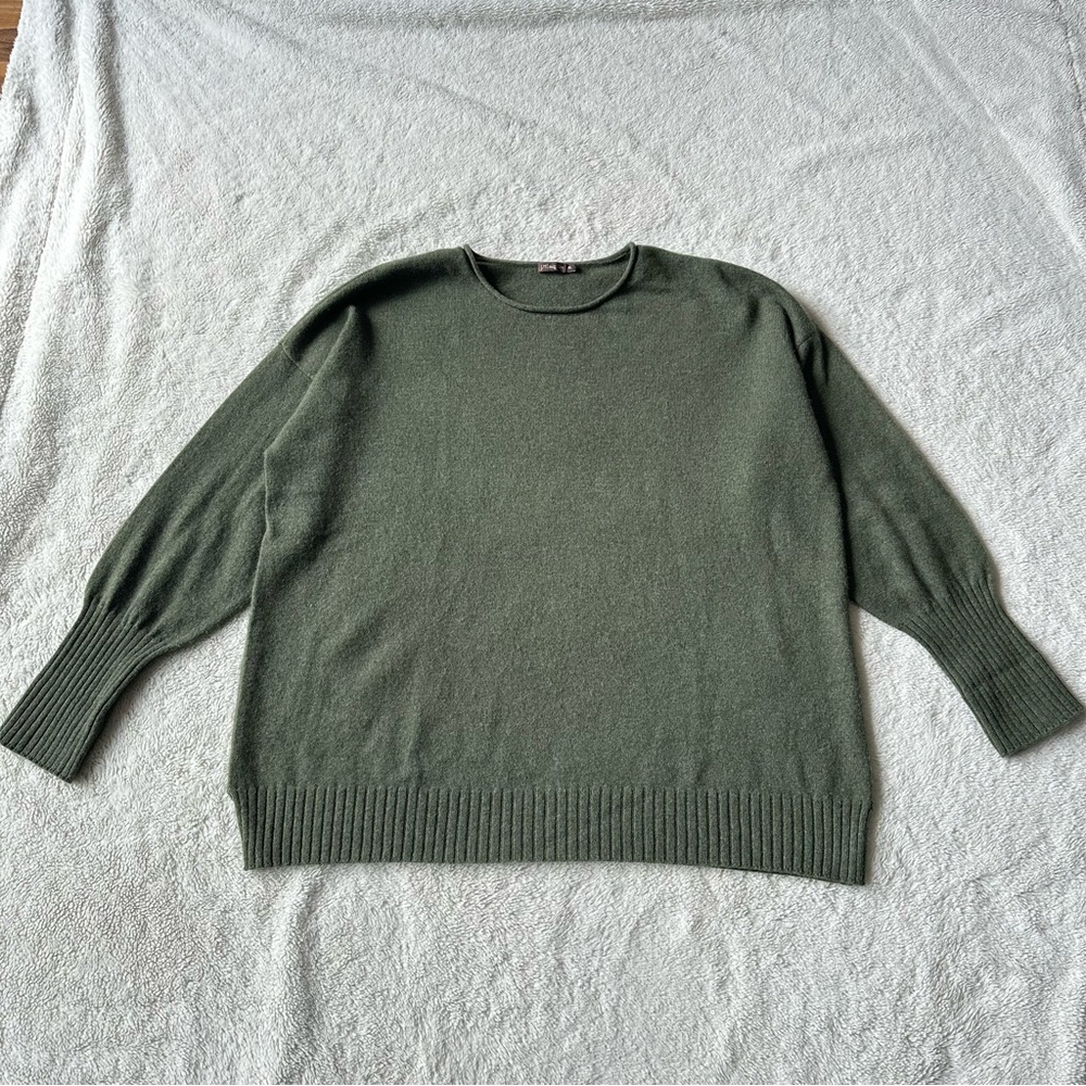 J. McLaughlin Green 100% Cashmere Pullover Sweater XL Quiet Luxury Minimalist